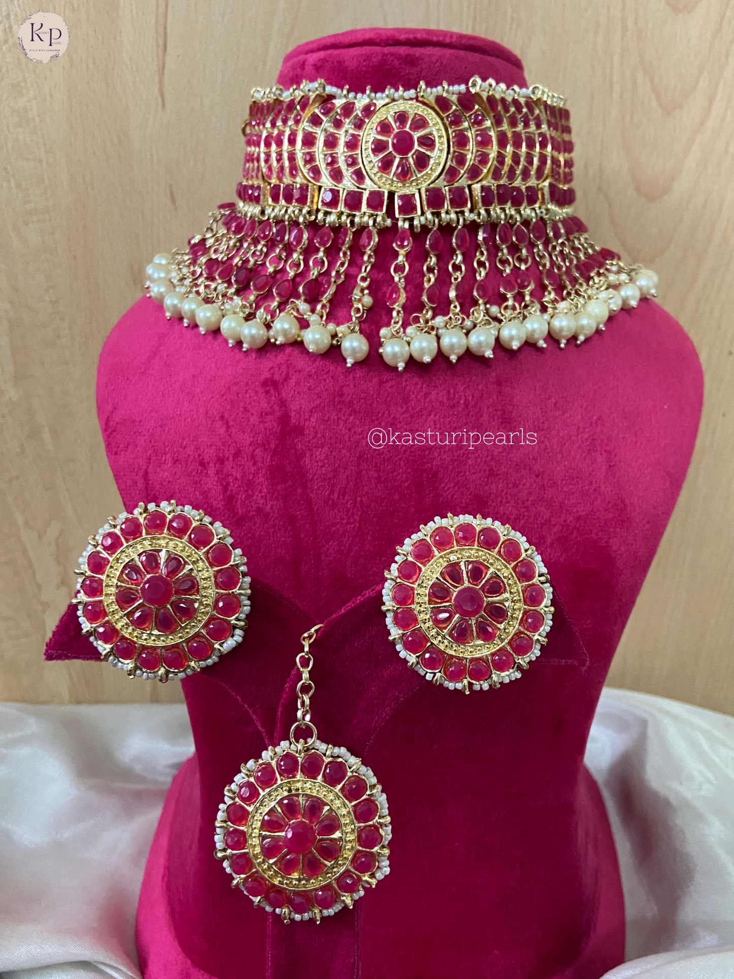 Nia Kundan Choker set