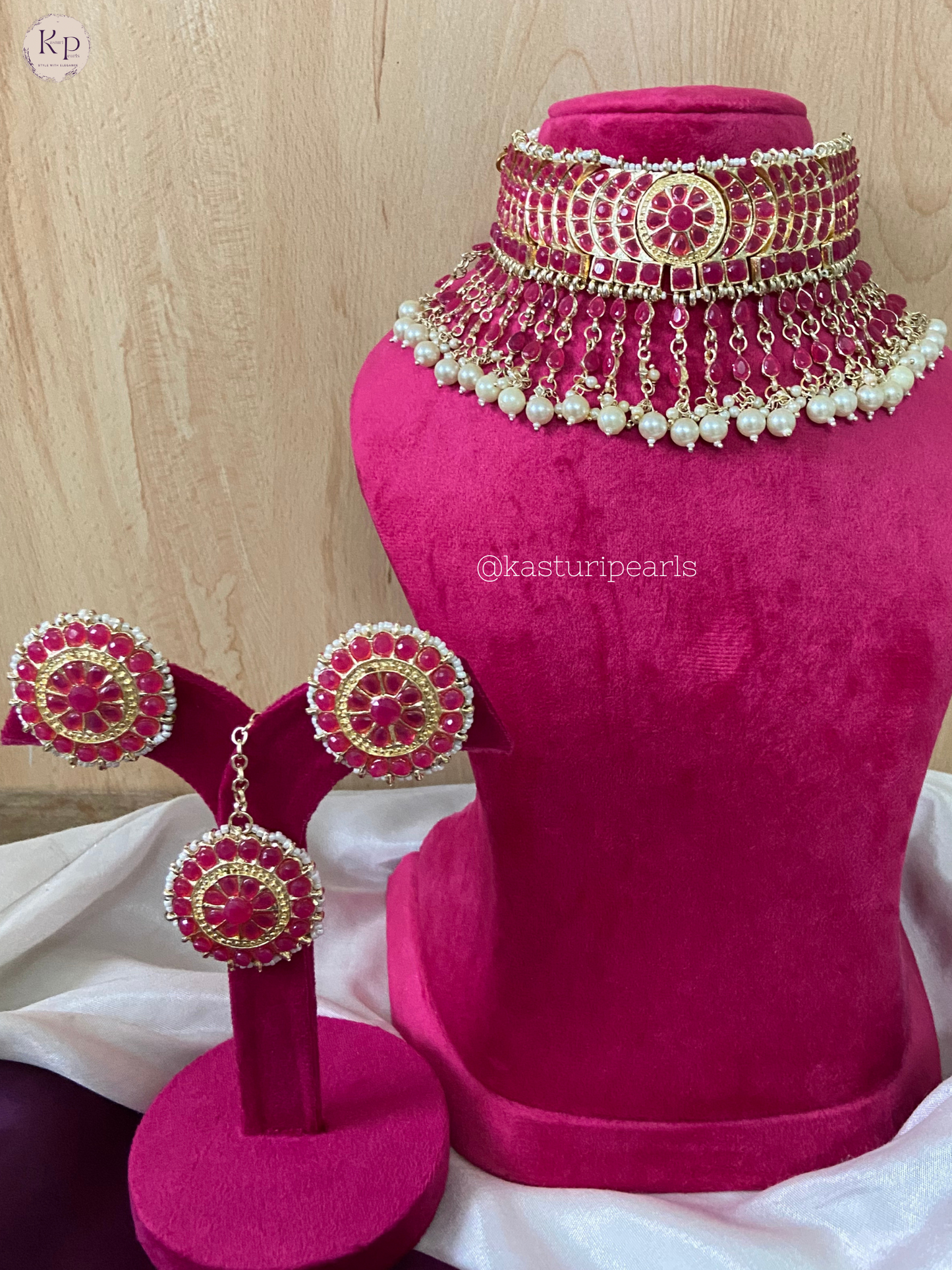 Nia Kundan Choker set