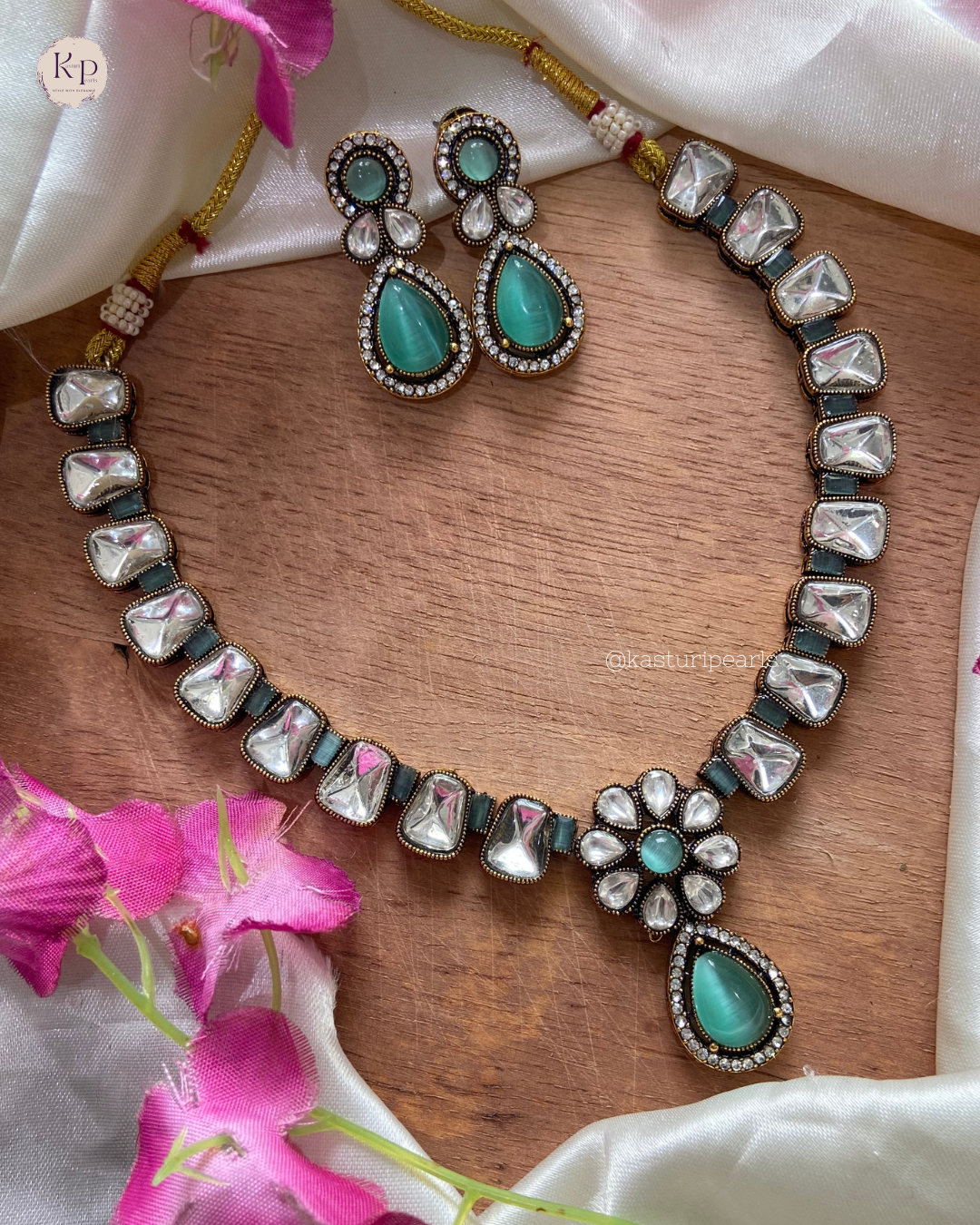 Tina Victorian Polish Neckset