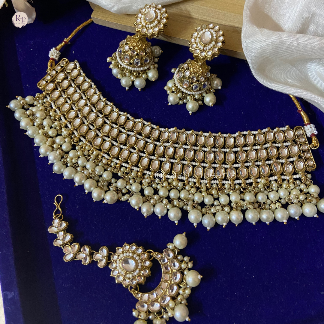 Vamika Kundan choker set