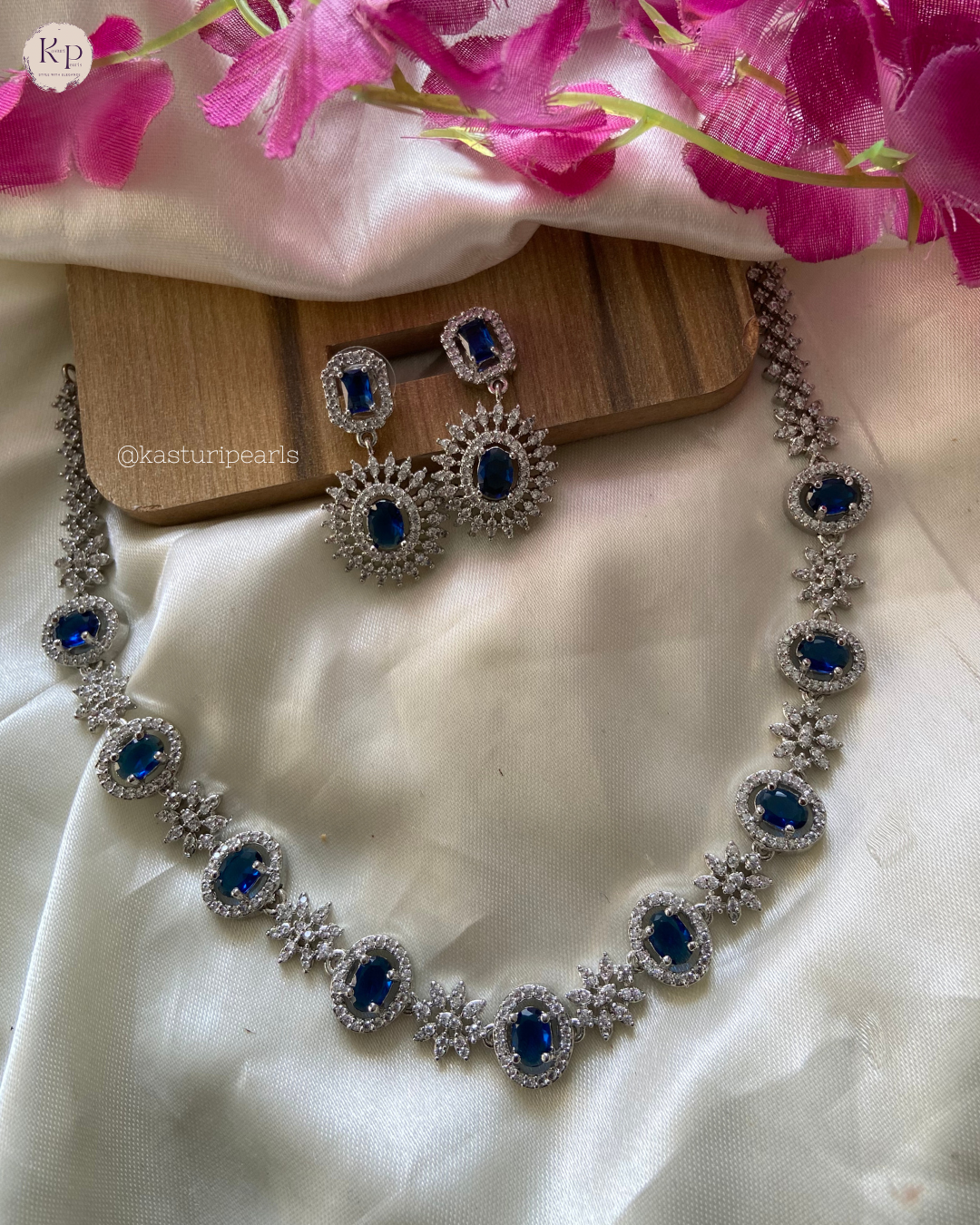 Jinni Blue American Diamond Neckset