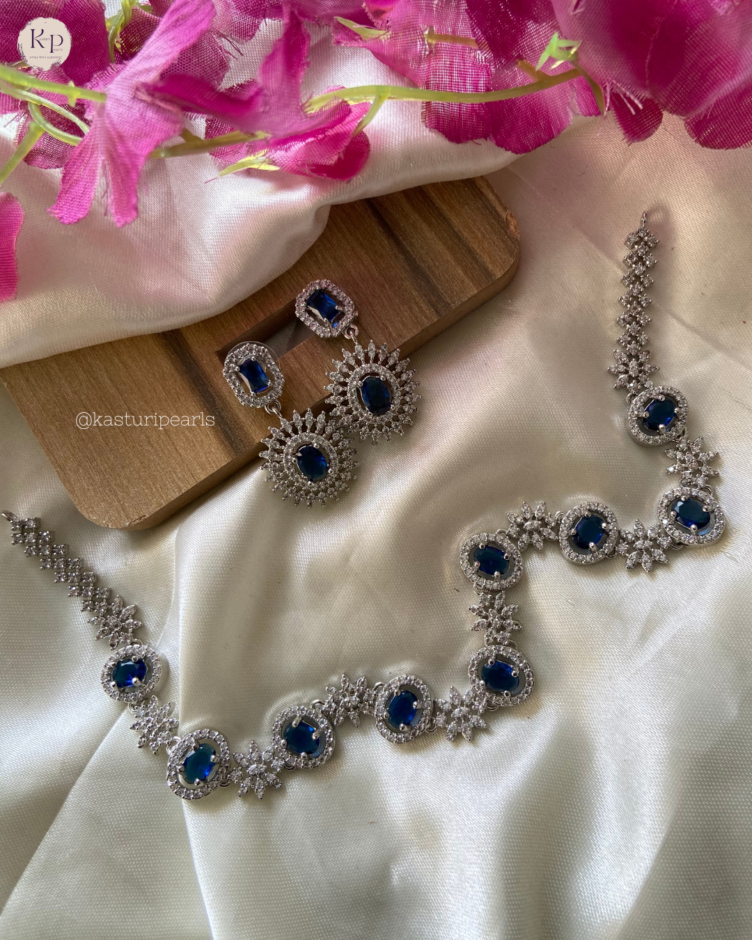 Jinni Blue American Diamond Neckset